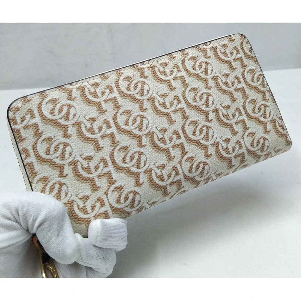 Coach chalk leather